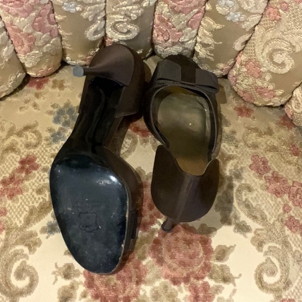 Stuart Weitzman peep toes - Picture 9 of 9
